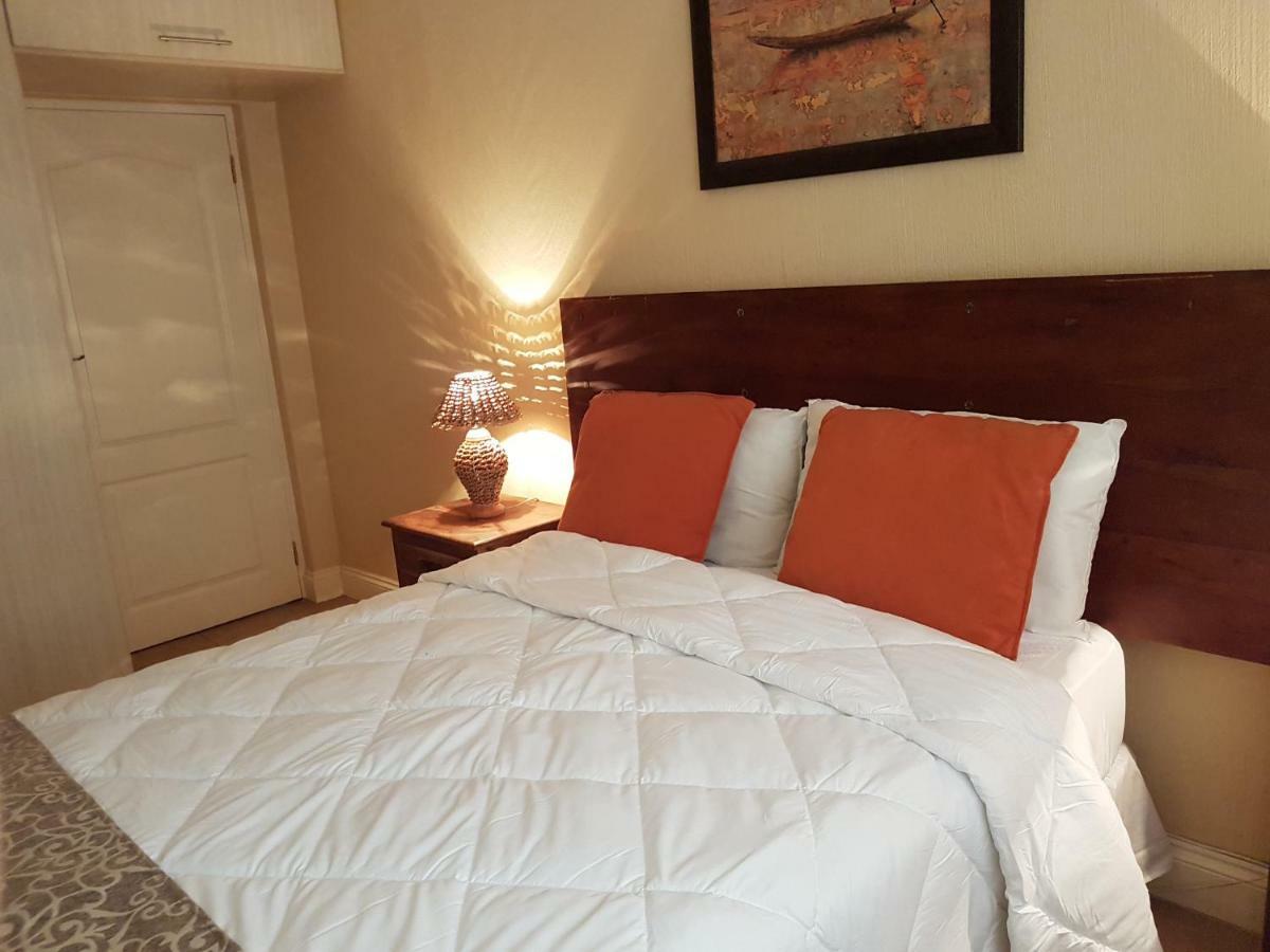 Ocean View Villas Unit G02 Port Edward Dış mekan fotoğraf